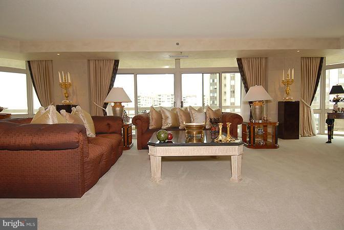 SOMERSET HOUSE 2 - Residential Lease