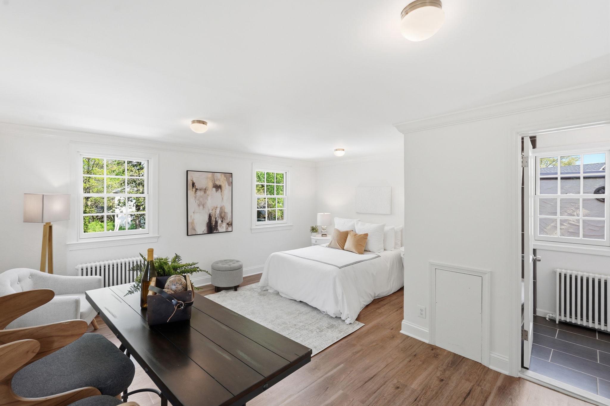 LYON VILLAGE - Residential