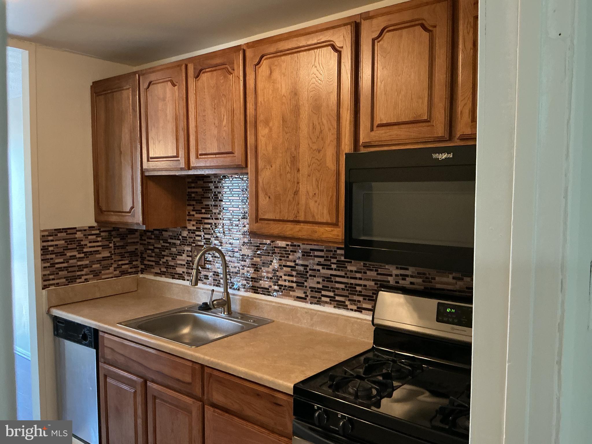 7246 DONNELL PLACE D3