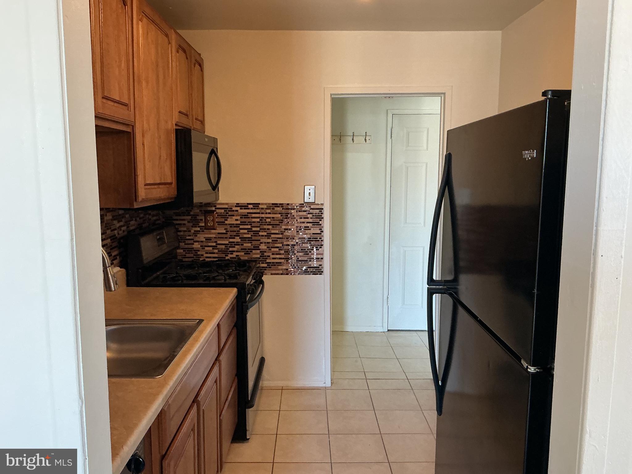 7246 DONNELL PLACE D3