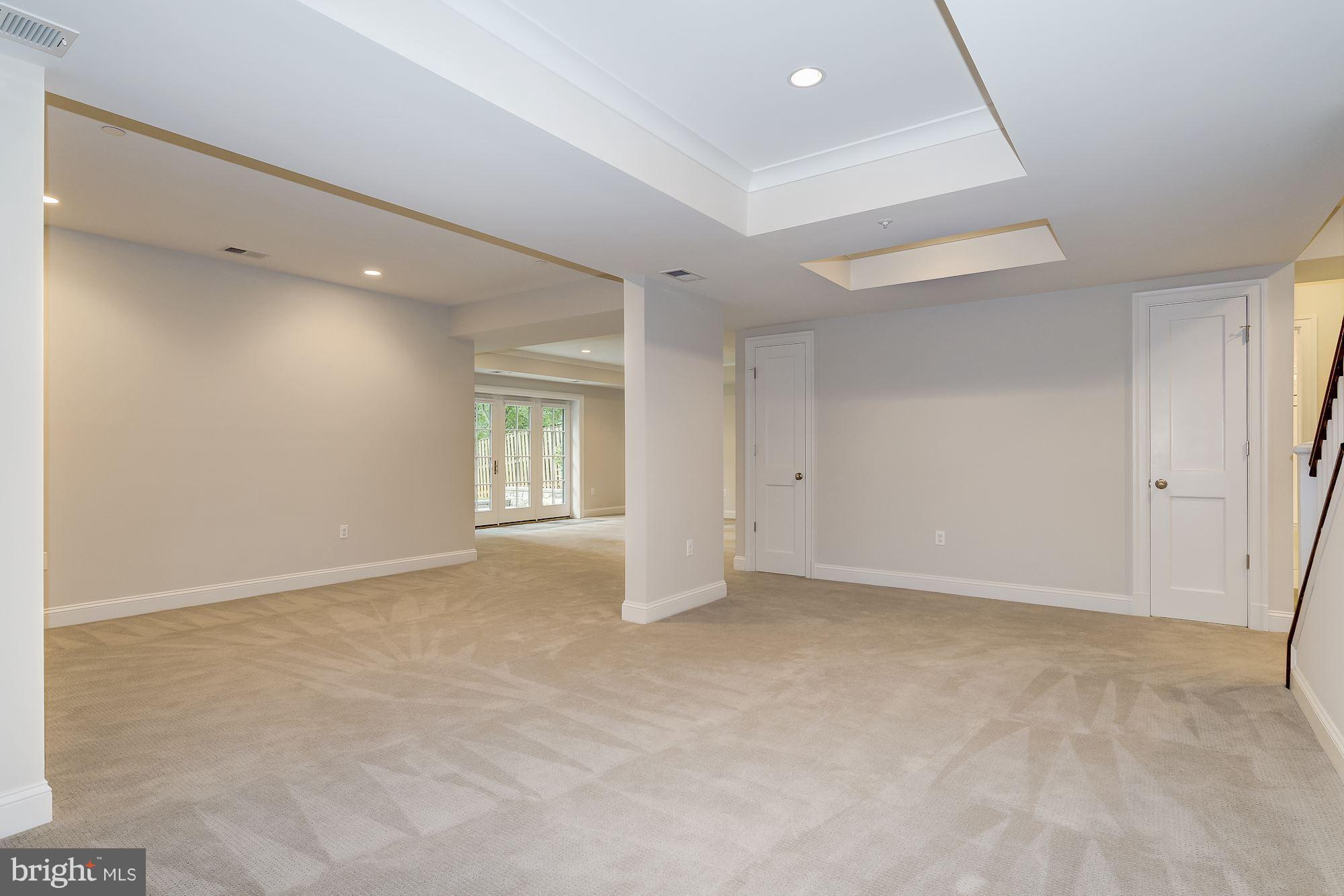 SOMERSET HEIGHTS - Residential