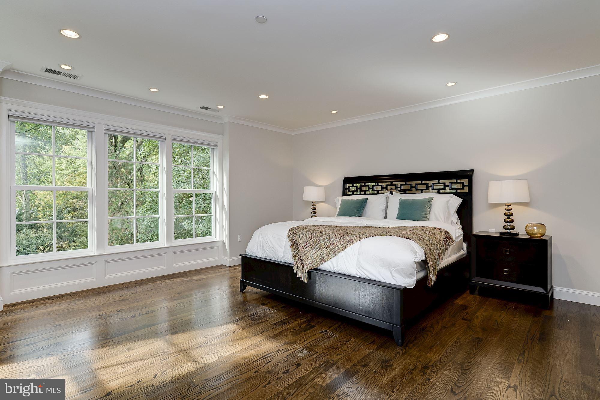 SOMERSET HEIGHTS - Residential