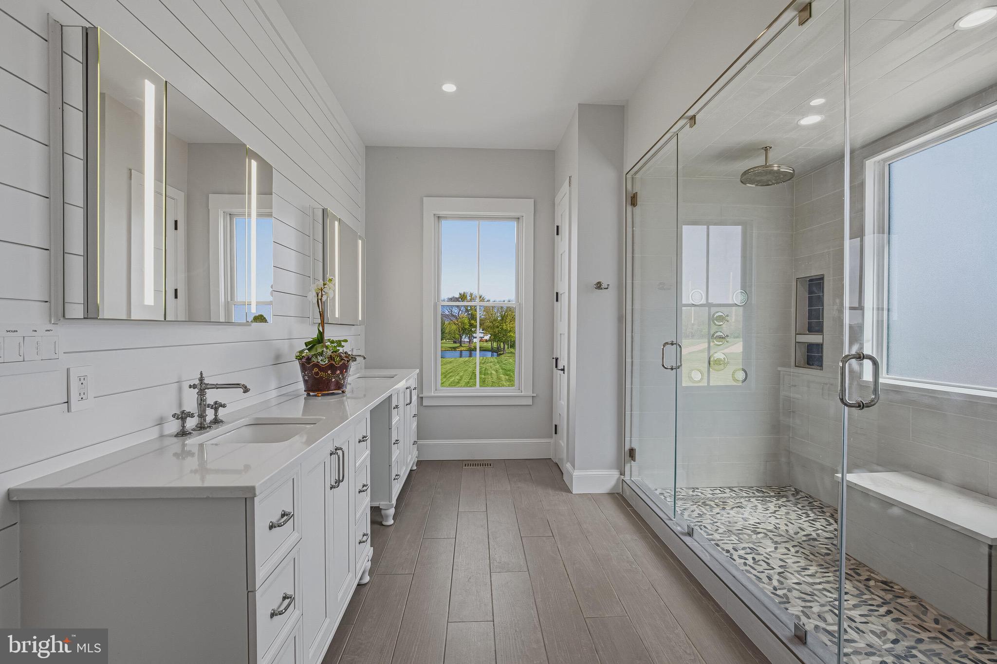 ZYLSTRA - Residential