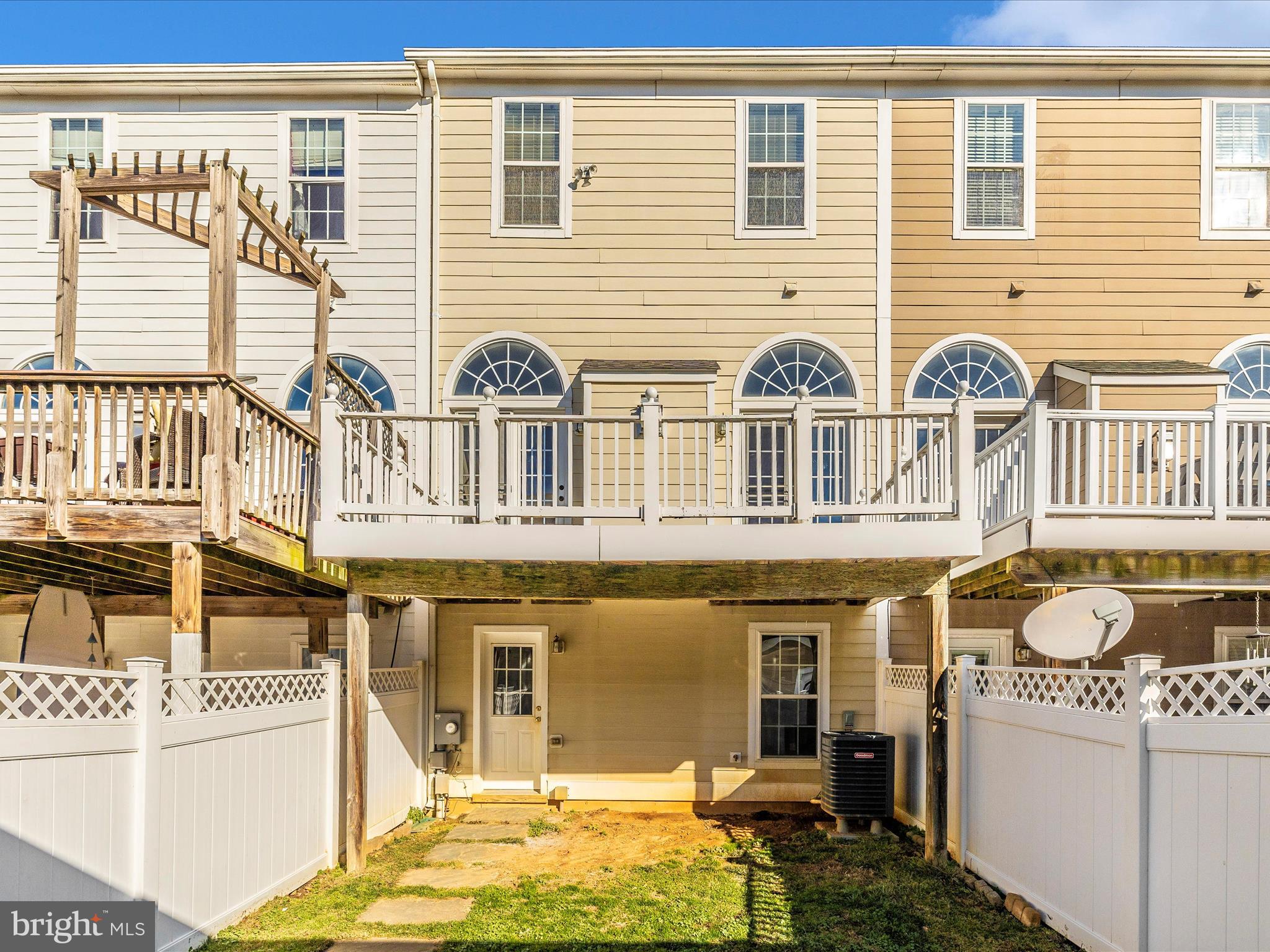 VILLAGES OF URBANA - Residential