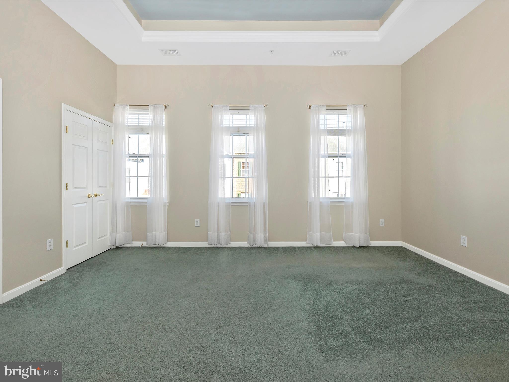 VILLAGES OF URBANA - Residential