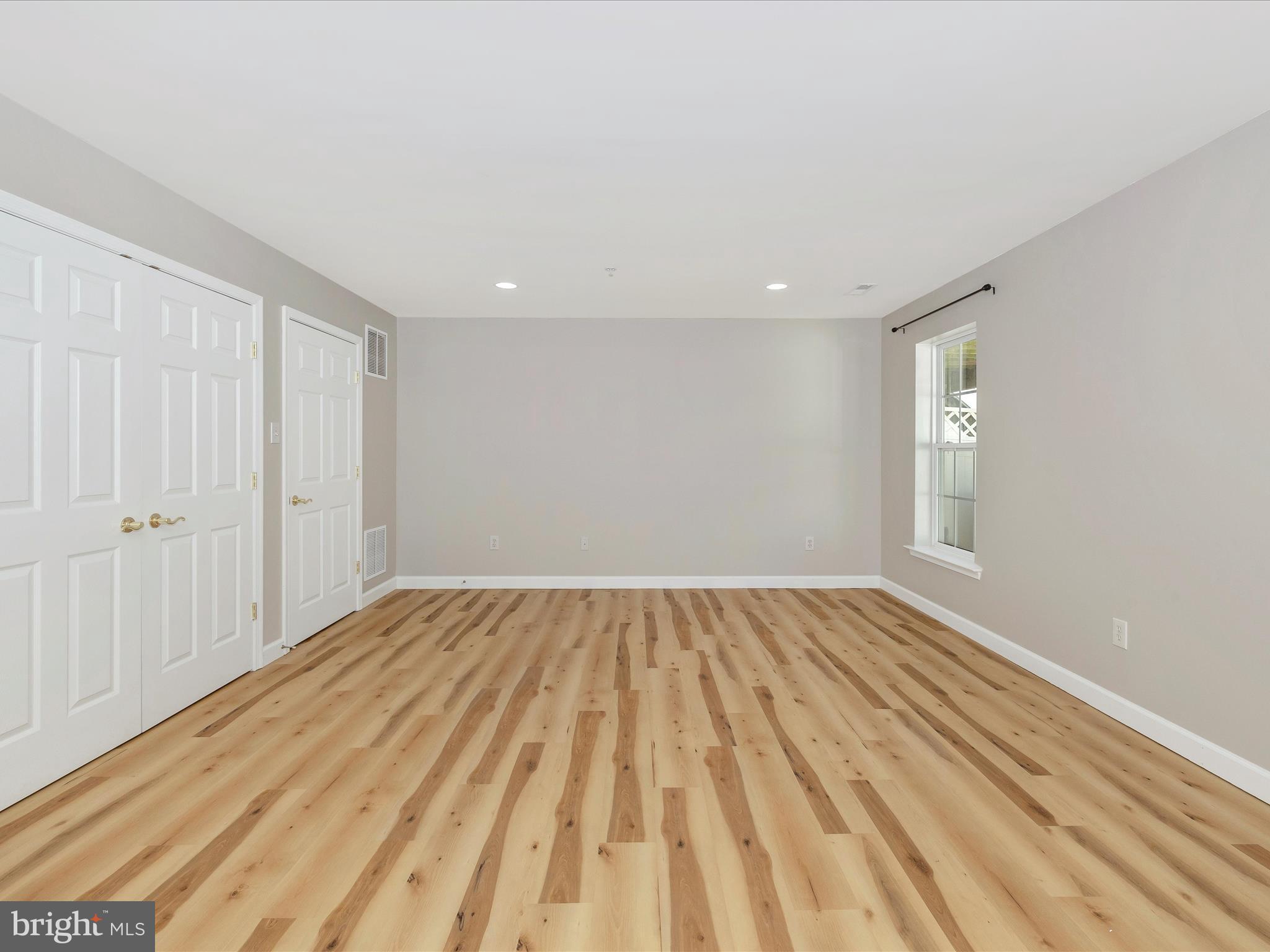 VILLAGES OF URBANA - Residential