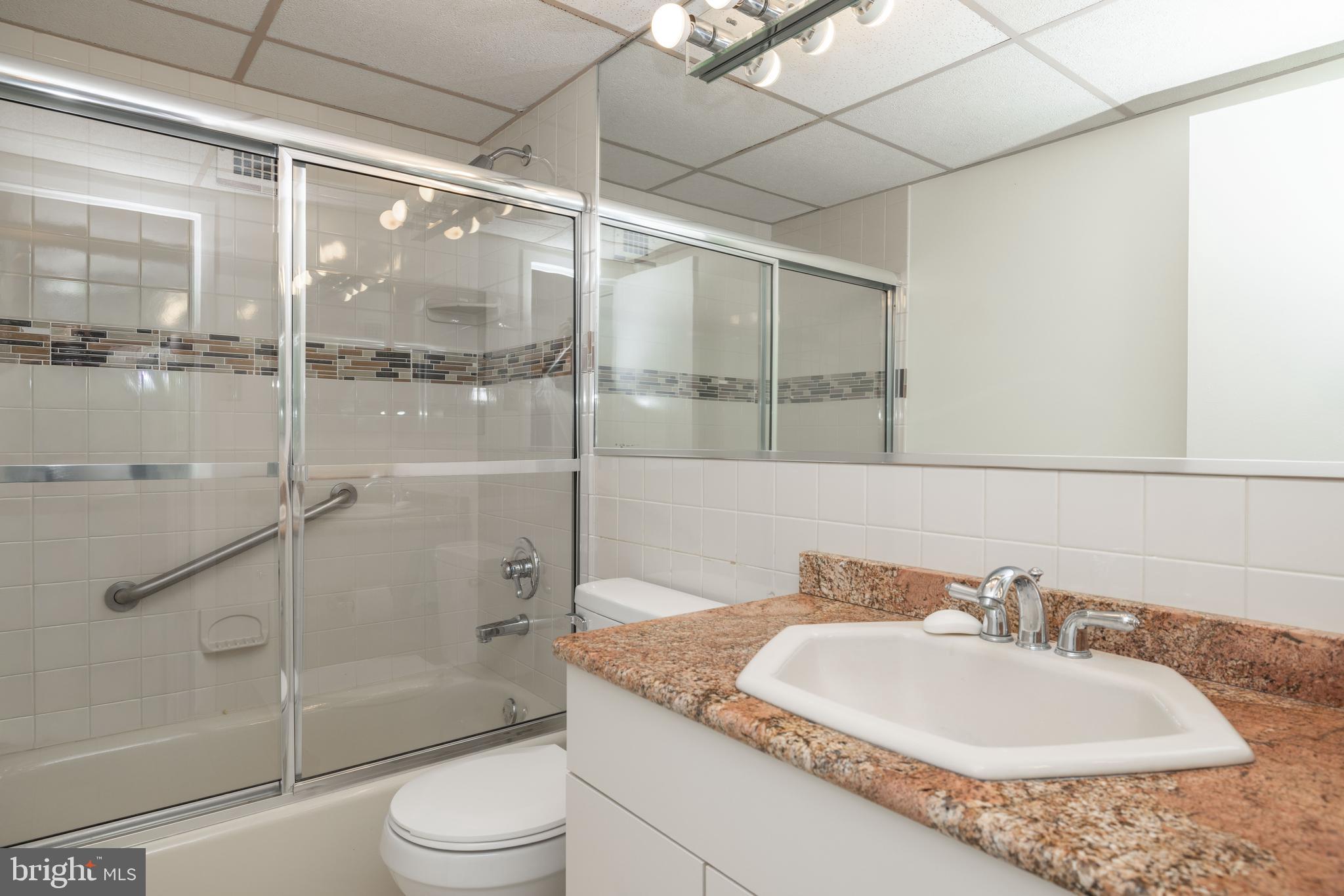 WYNNEWOOD - Residential