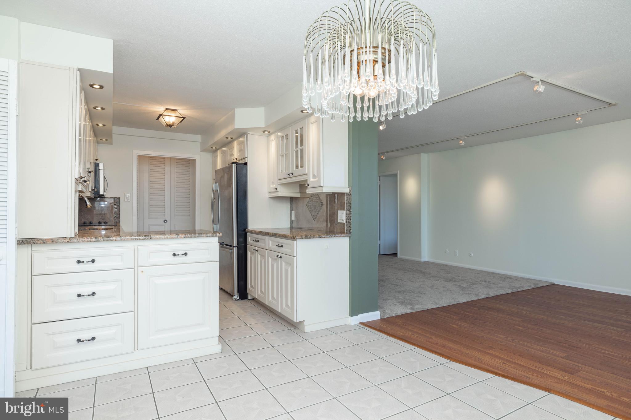 WYNNEWOOD - Residential