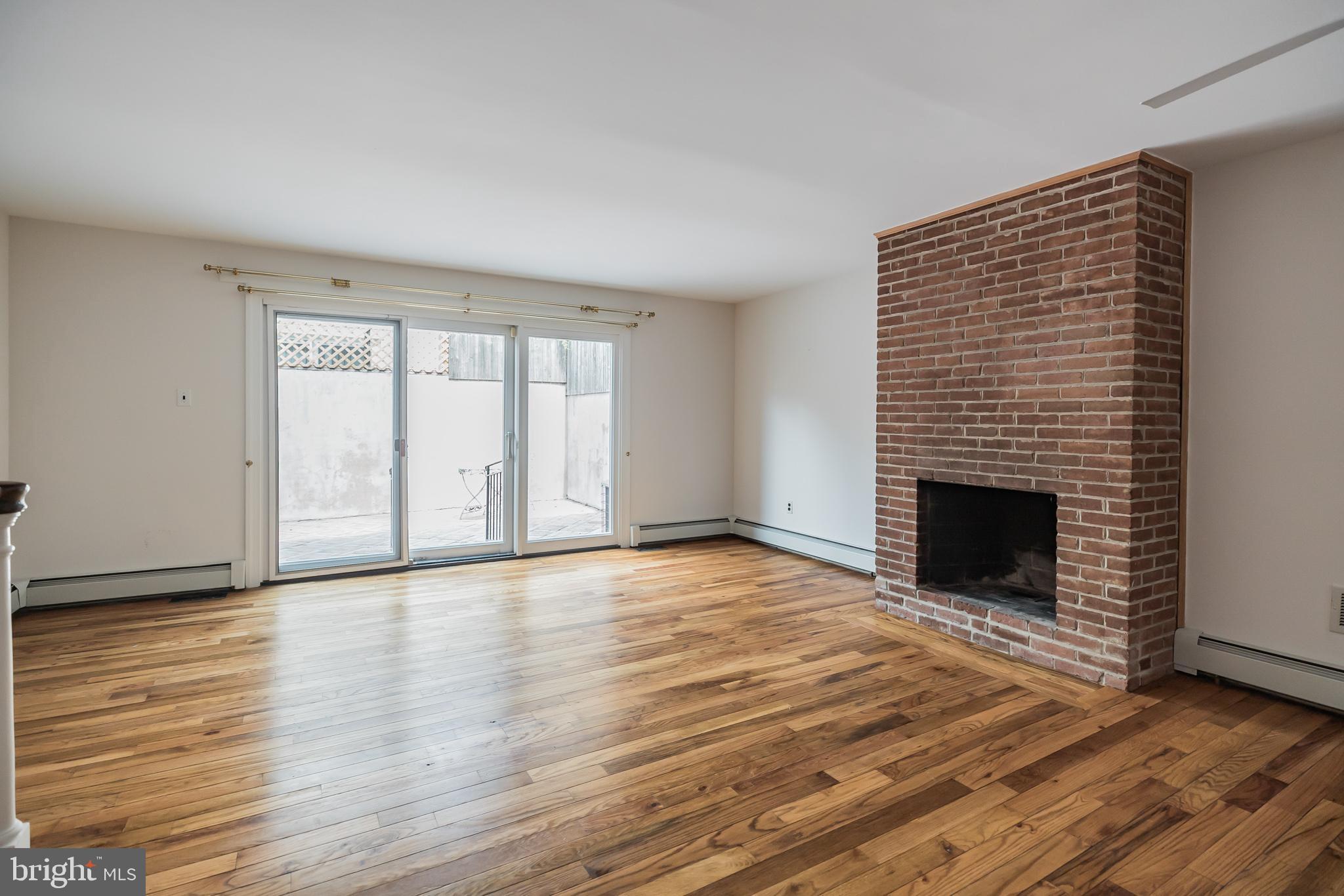 SOCIETY HILL - Residential