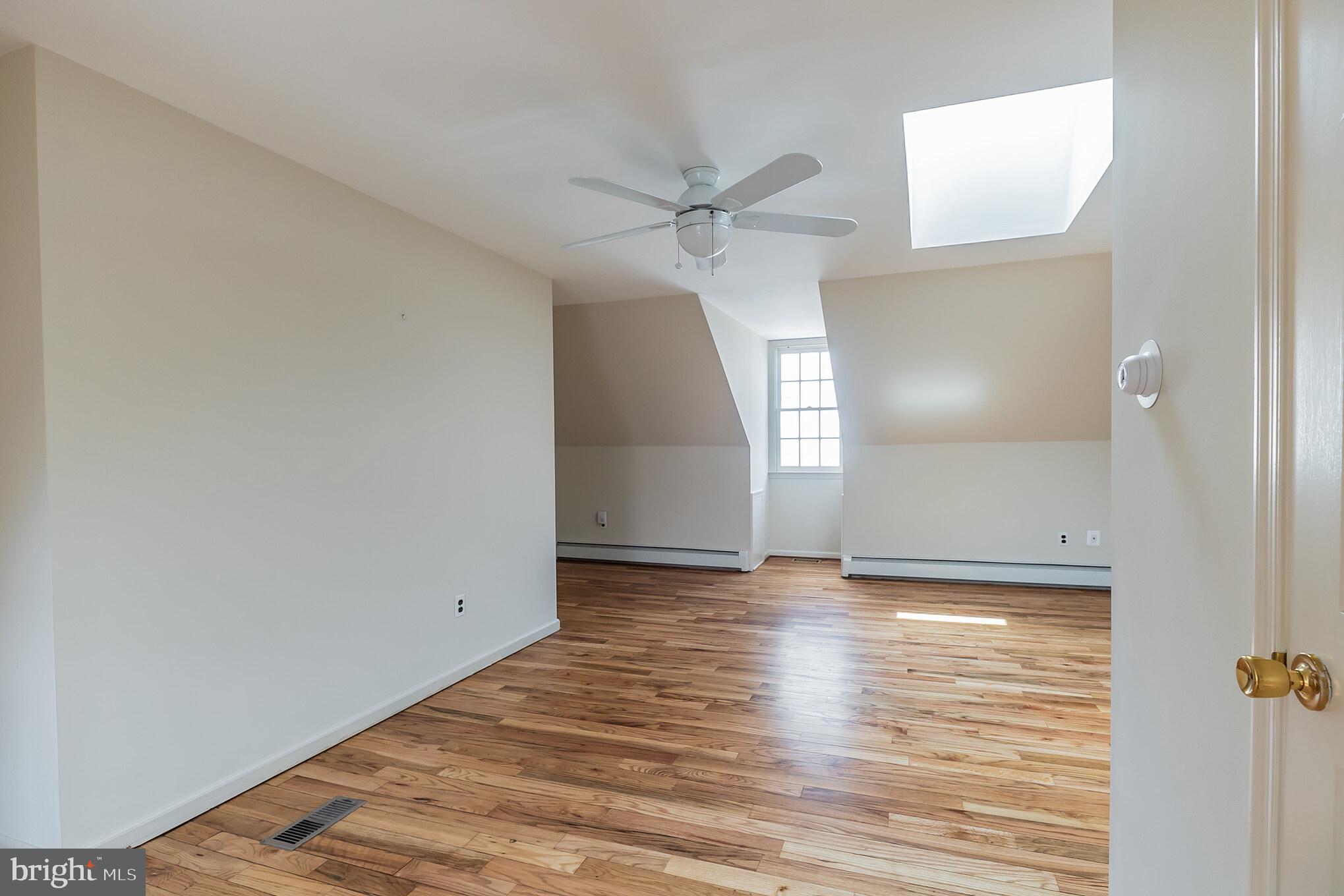 SOCIETY HILL - Residential