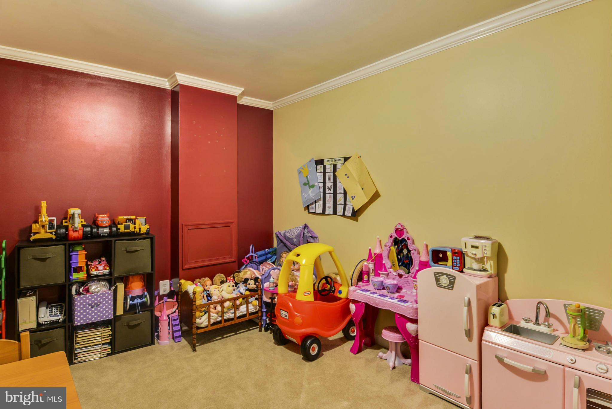 NEW TOWN MEADOWS - Residential