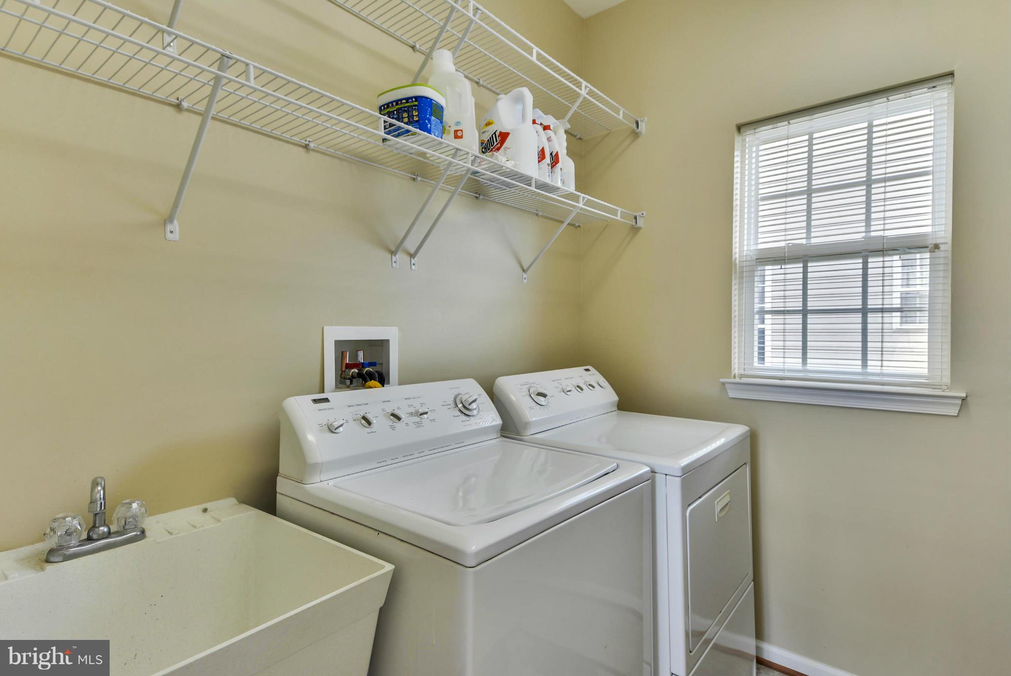 NEW TOWN MEADOWS - Residential