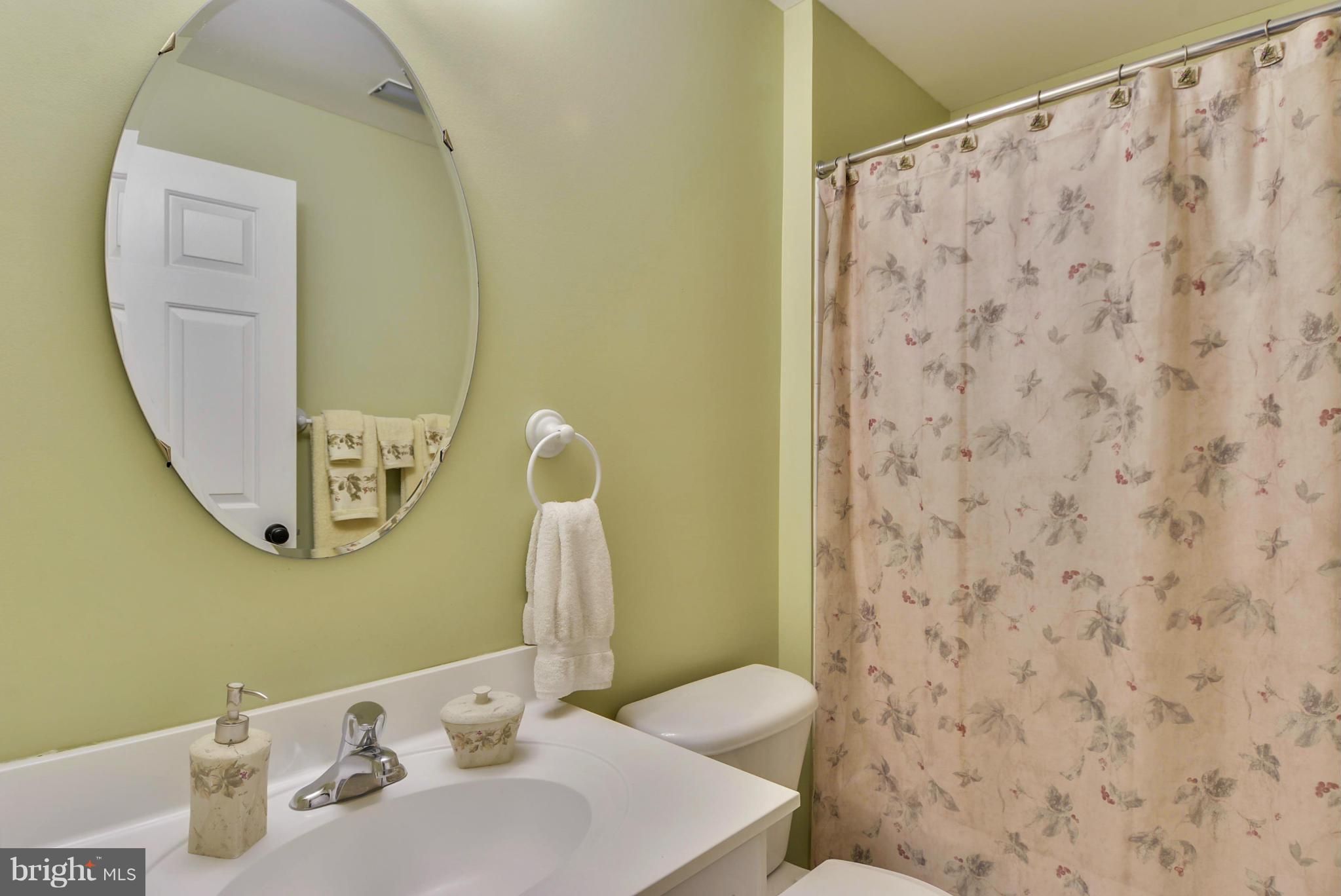 NEW TOWN MEADOWS - Residential