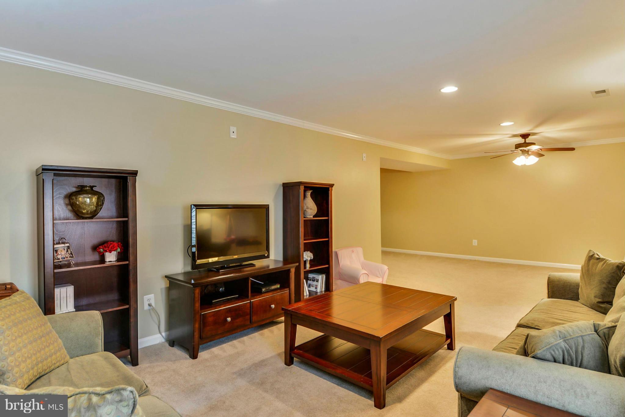 NEW TOWN MEADOWS - Residential