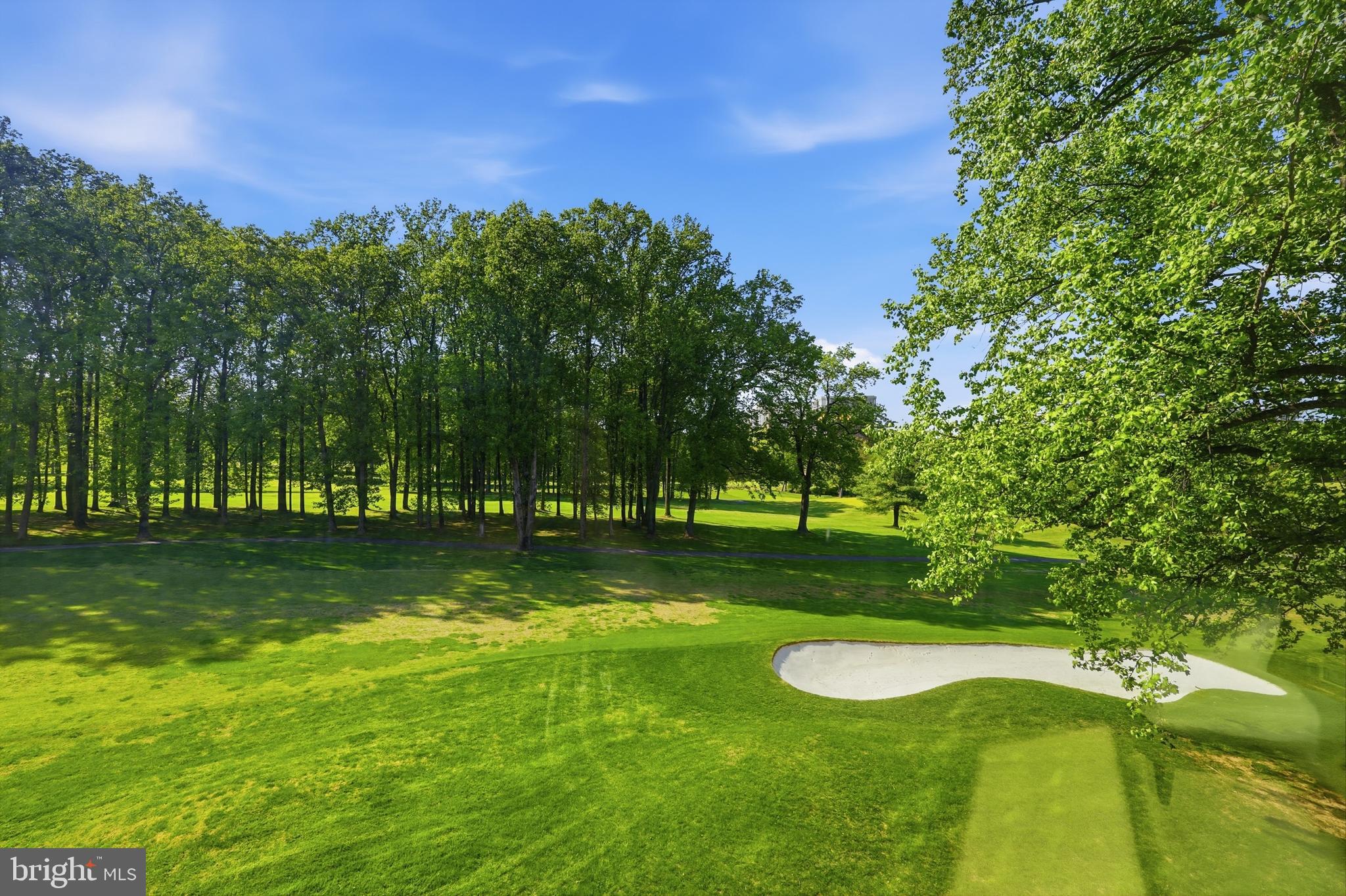 LEISURE WORLD - Residential