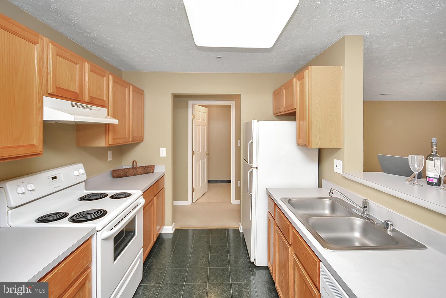 PINEY ORCHARD - Residential