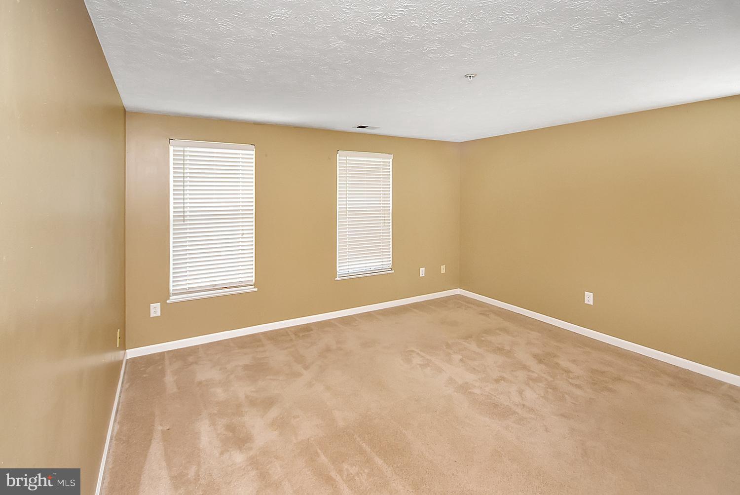 PINEY ORCHARD - Residential