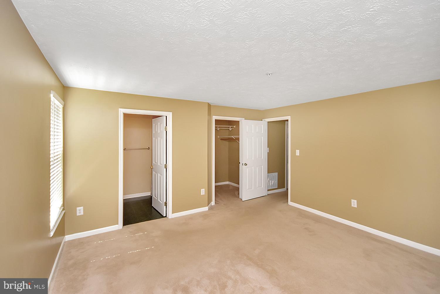 PINEY ORCHARD - Residential