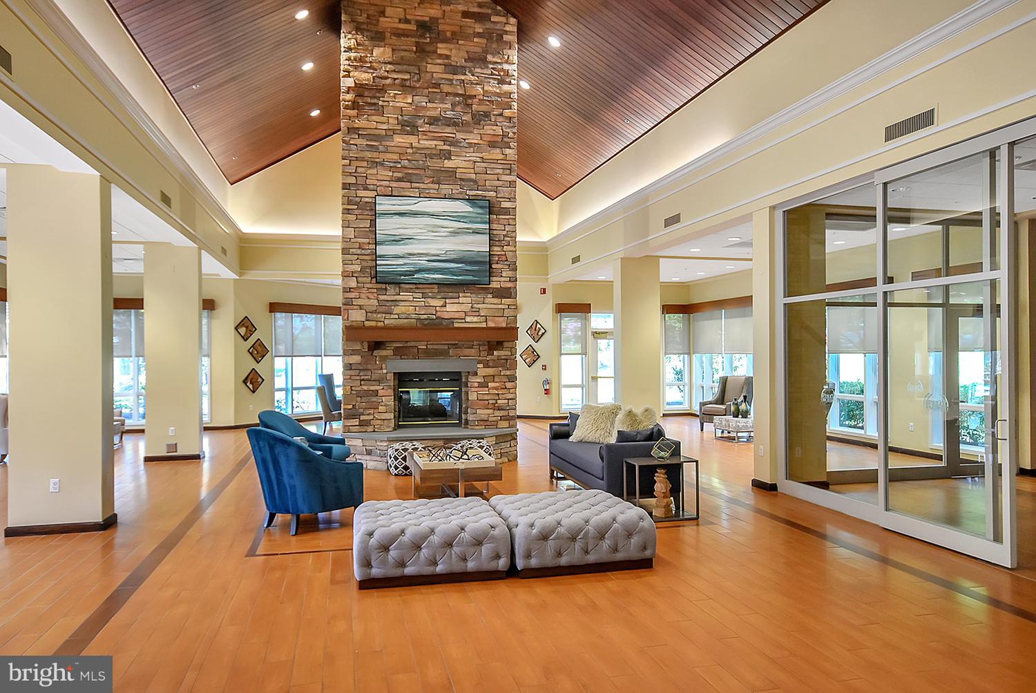 PINEY ORCHARD - Residential