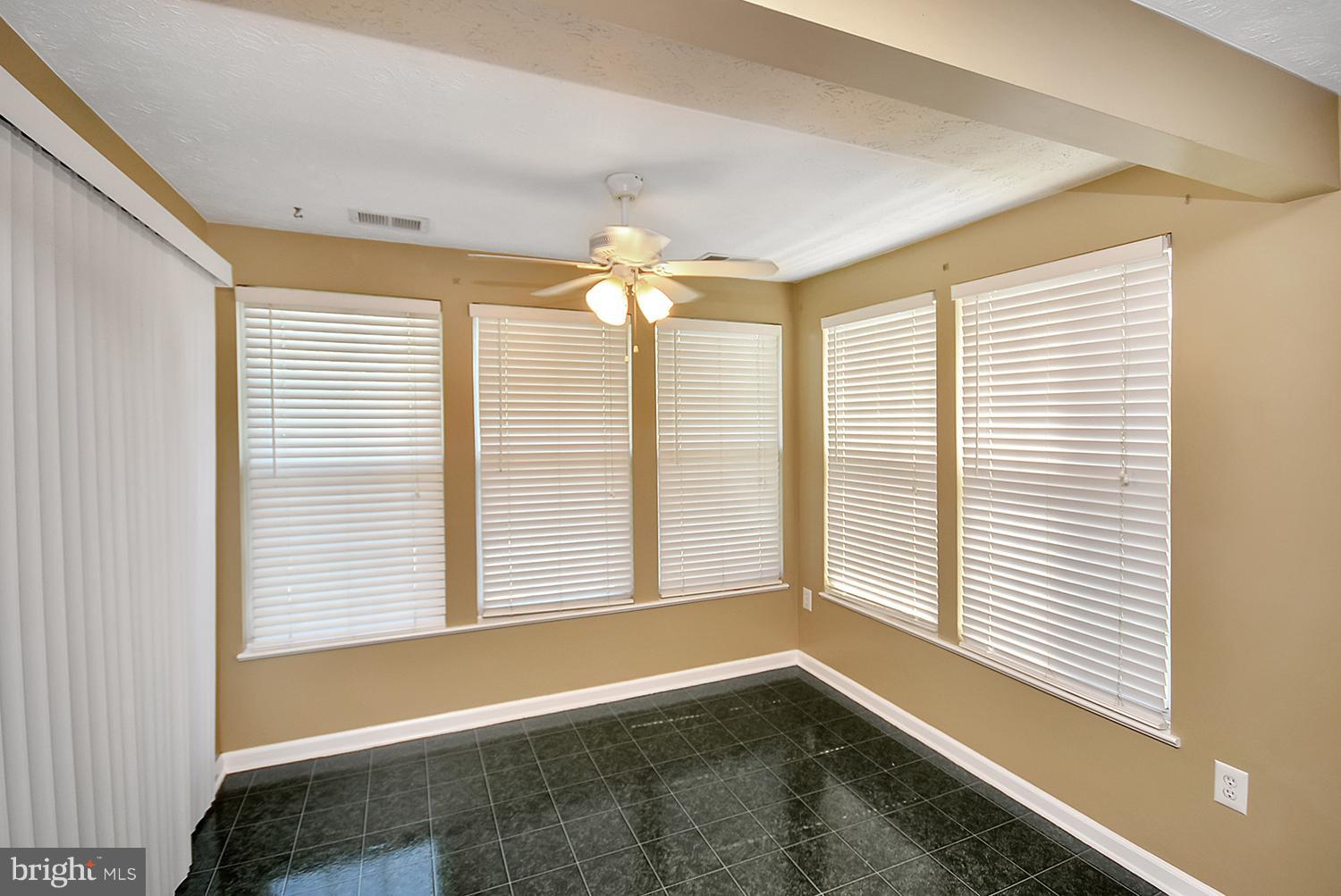 PINEY ORCHARD - Residential