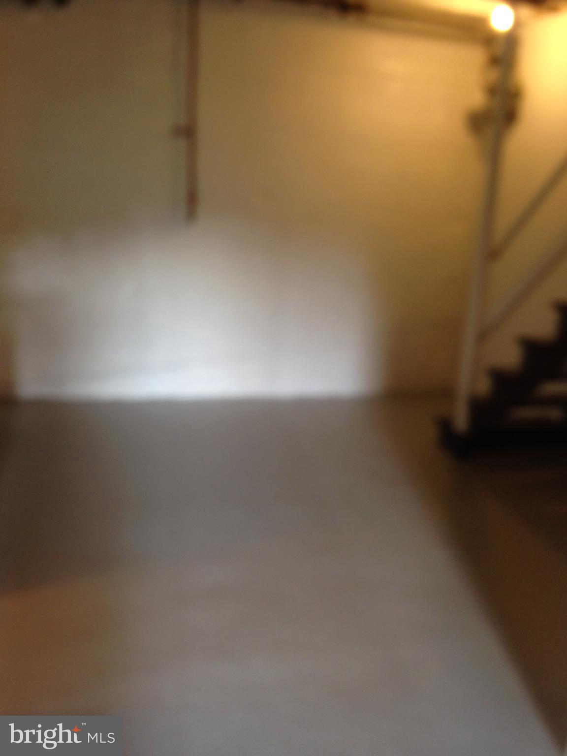 GOVANS - Residential Lease