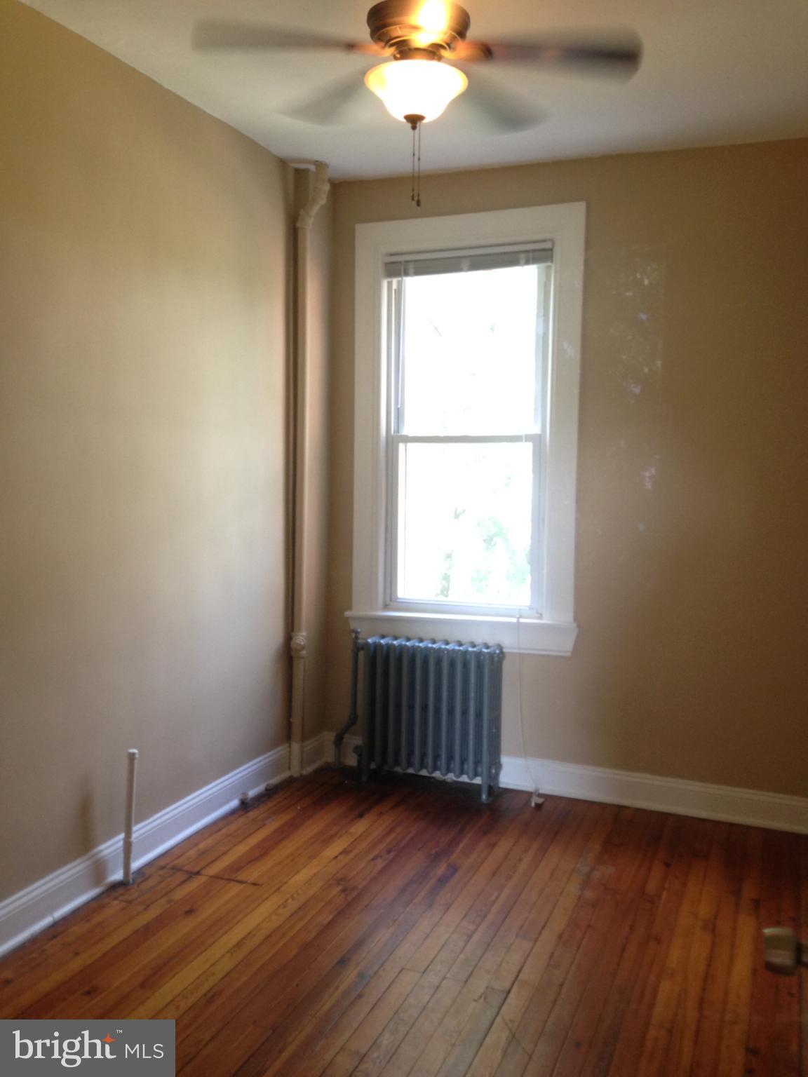 GOVANS - Residential Lease