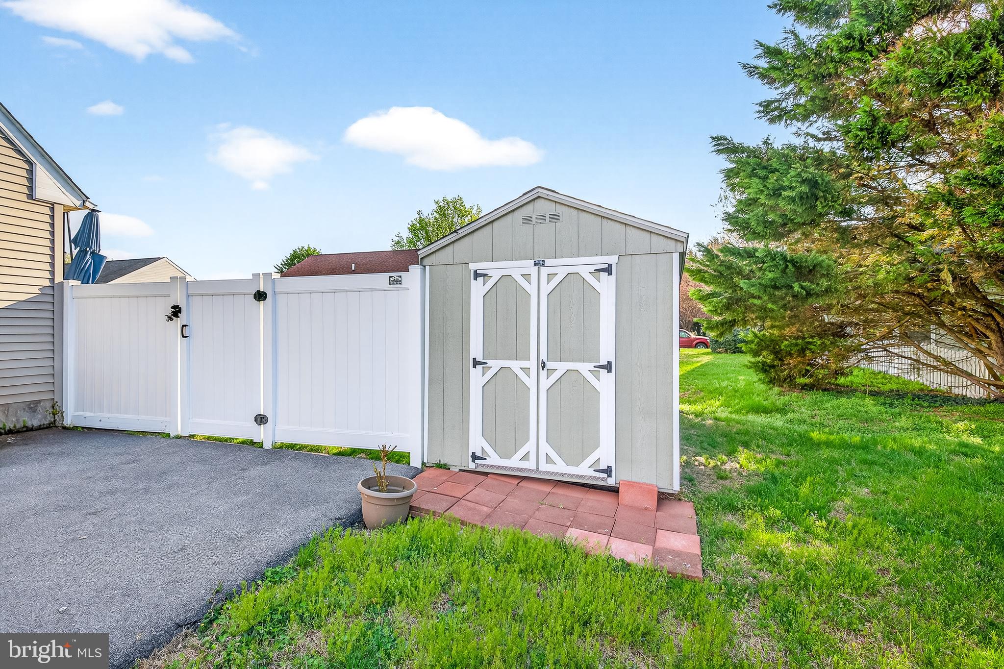 SHIPBUILDERS VILLAGE - Residential