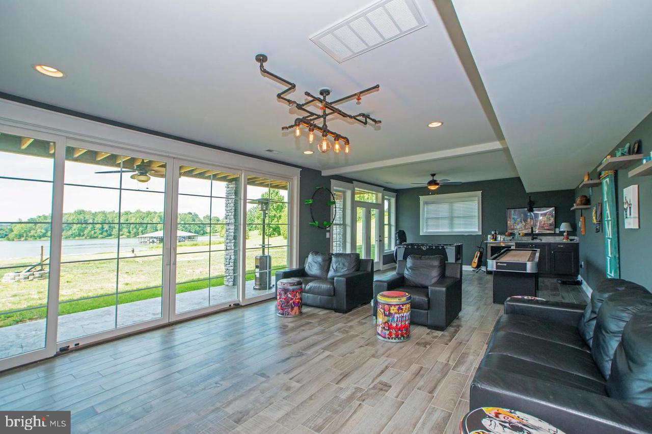 GEORGETOWN ESTATES - Residential