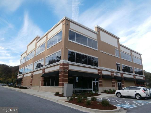 ELVATON HEIGHTS - Commercial Lease