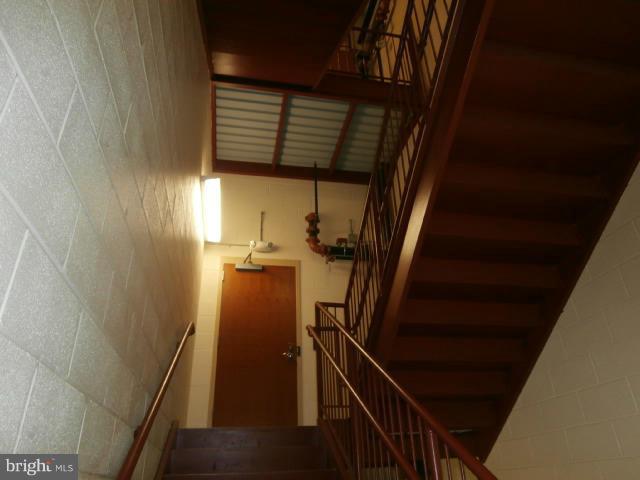 ELVATON HEIGHTS - Commercial Lease