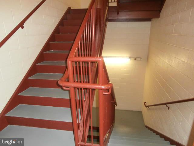 ELVATON HEIGHTS - Commercial Lease