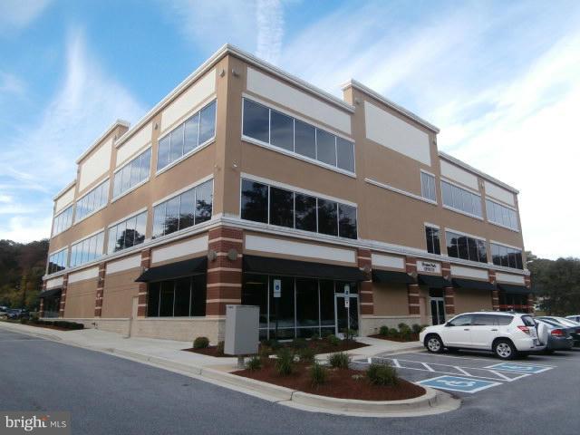 ELVATON HEIGHTS - Commercial Lease