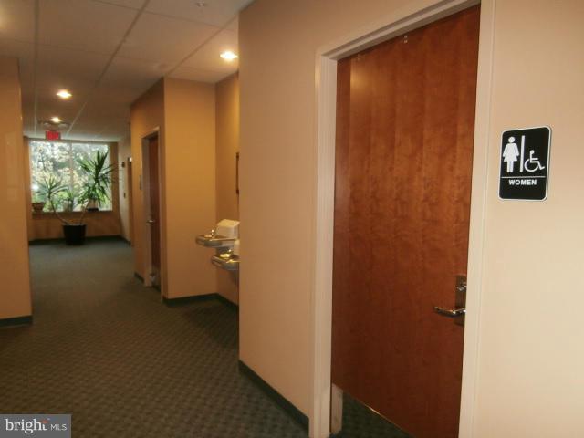 ELVATON HEIGHTS - Commercial Lease