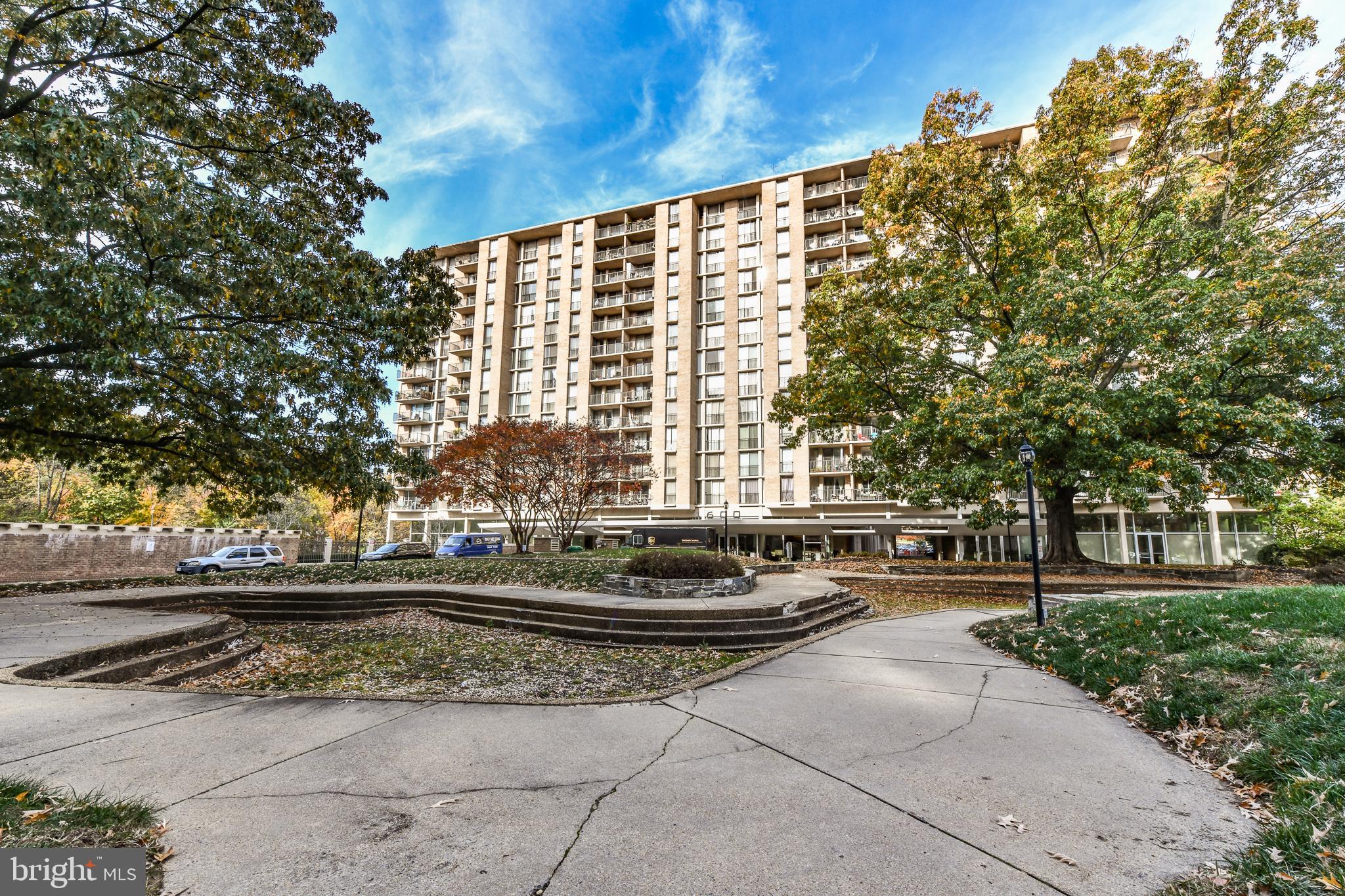 THE CARLTON - Residential Lease