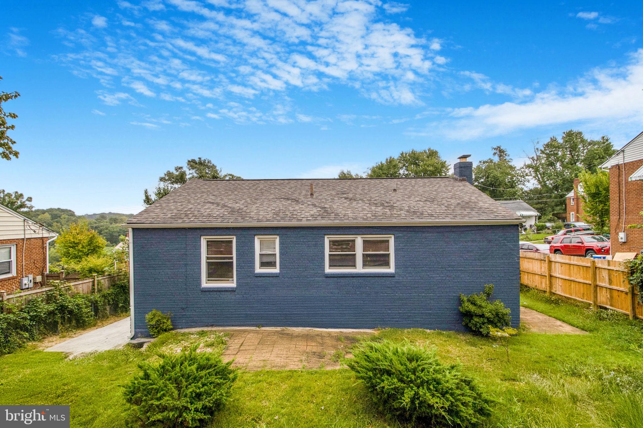 WOODLAWN - Residential