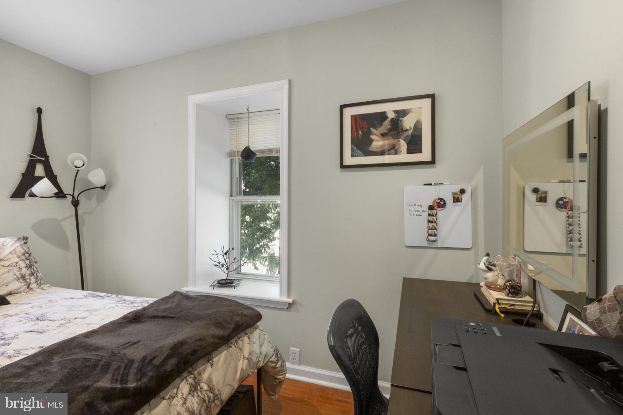 ROXBOROUGH - Residential Lease