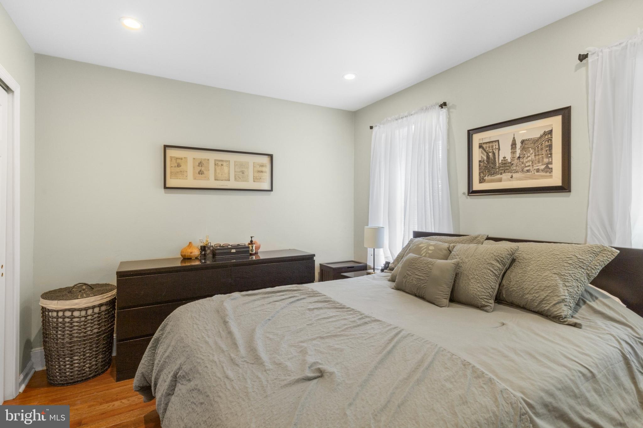 ROXBOROUGH - Residential Lease