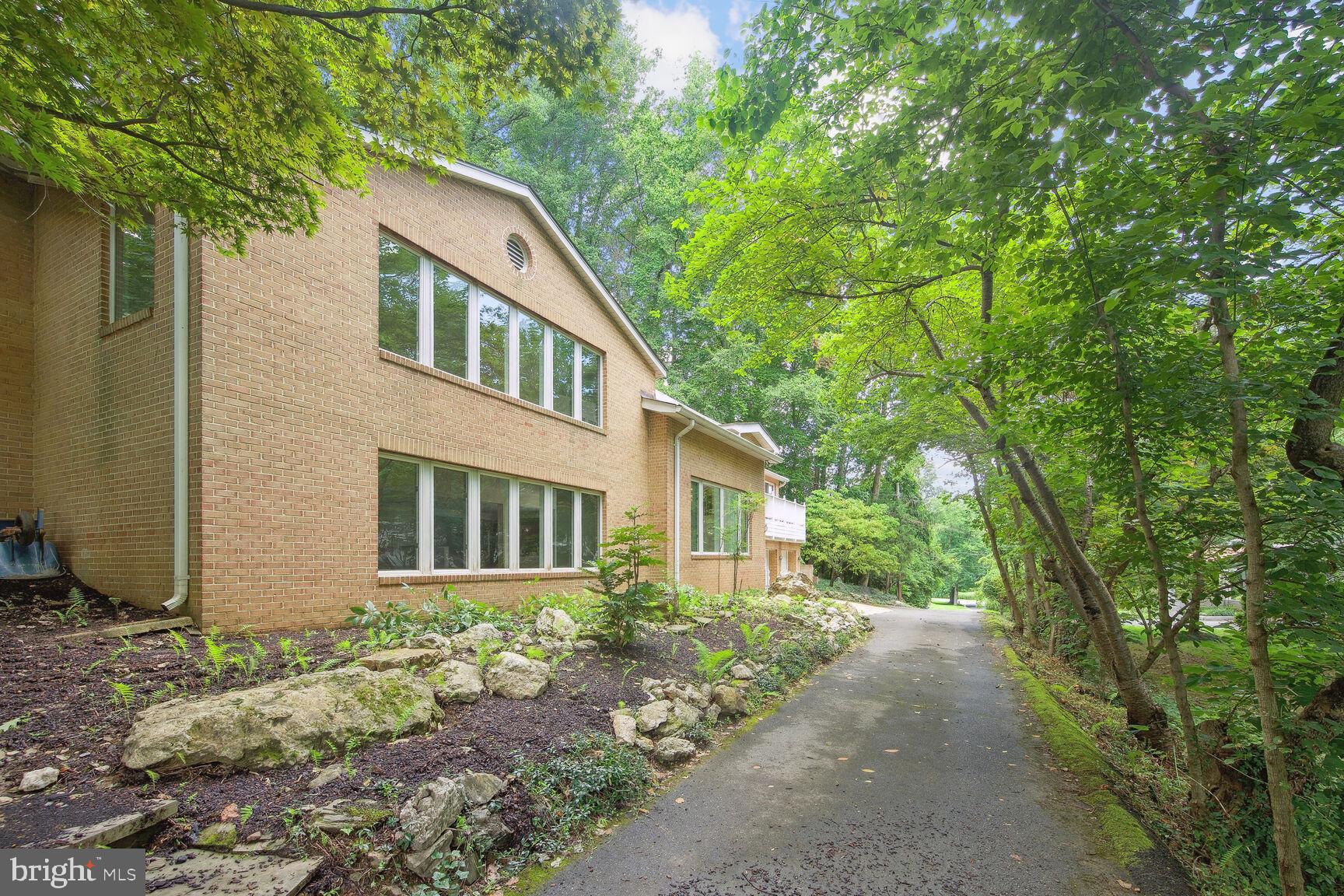 BANNOCKBURN - Residential