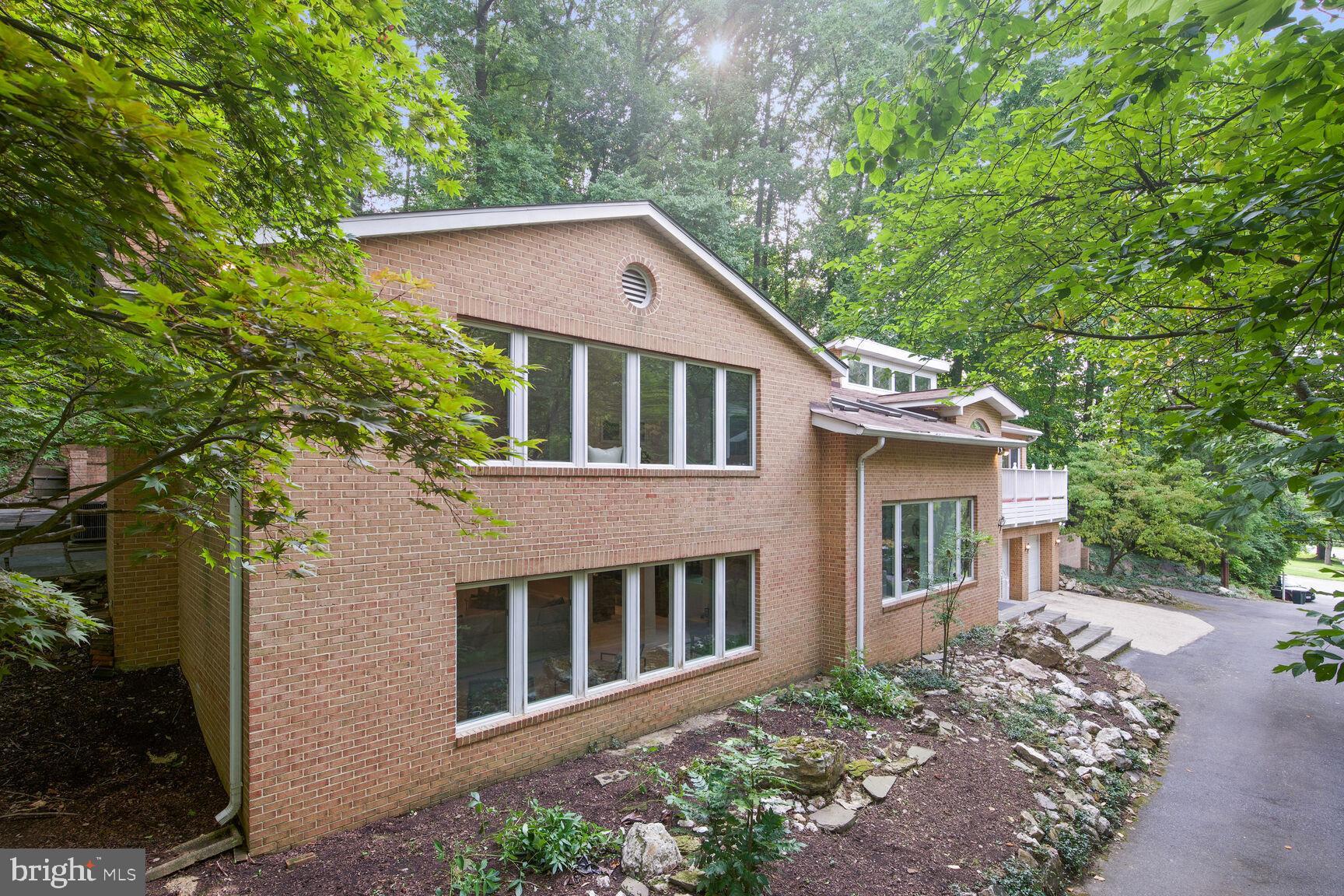 BANNOCKBURN - Residential