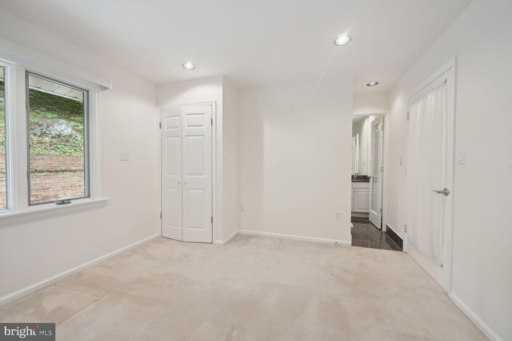 BANNOCKBURN - Residential