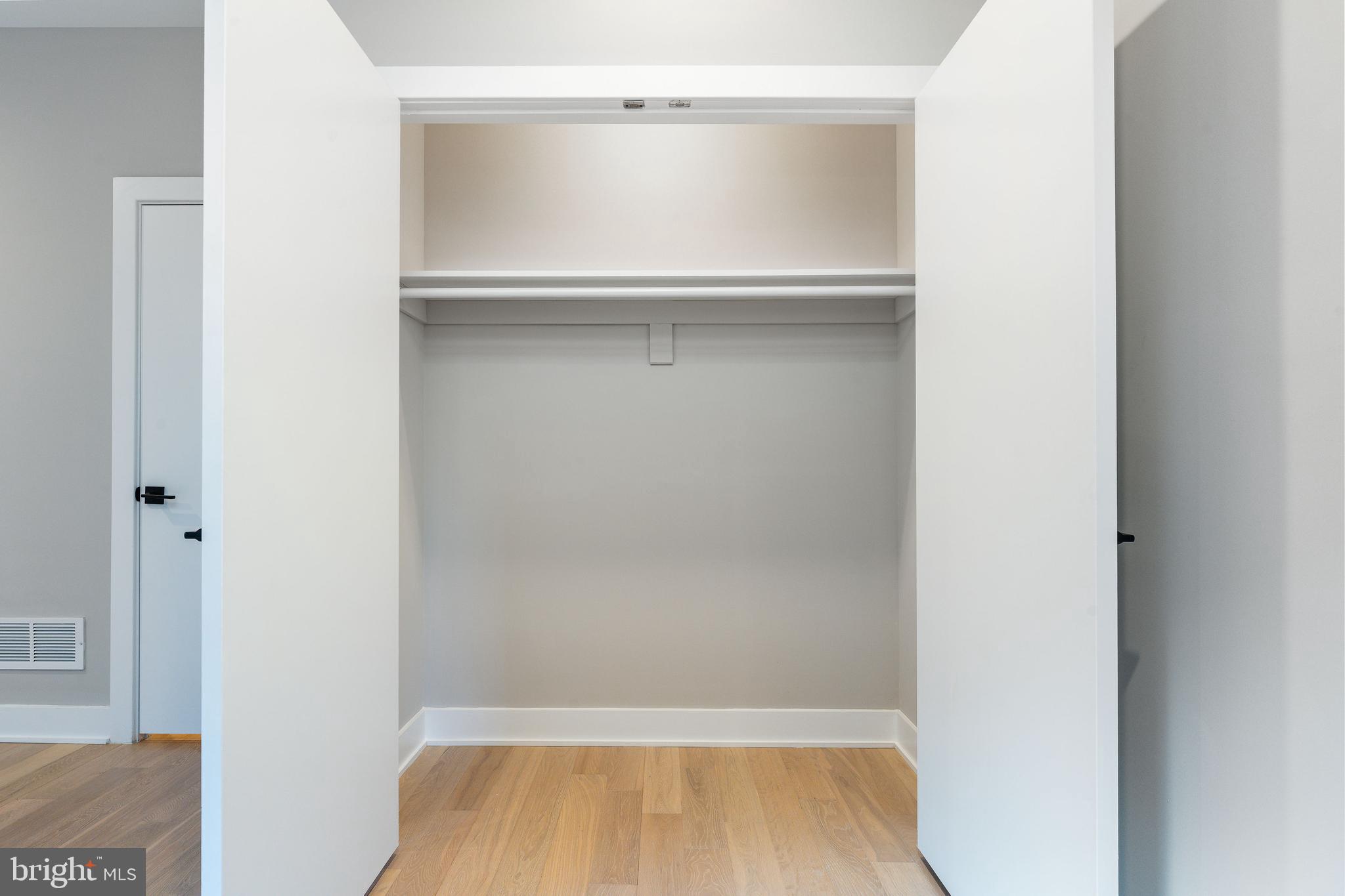 GRADUATE HOSPITAL - Residential