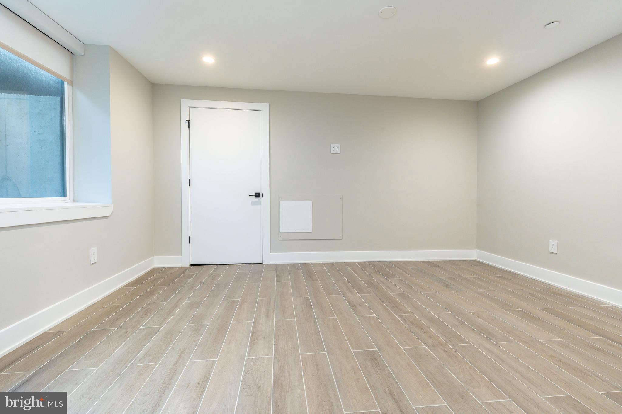 GRADUATE HOSPITAL - Residential