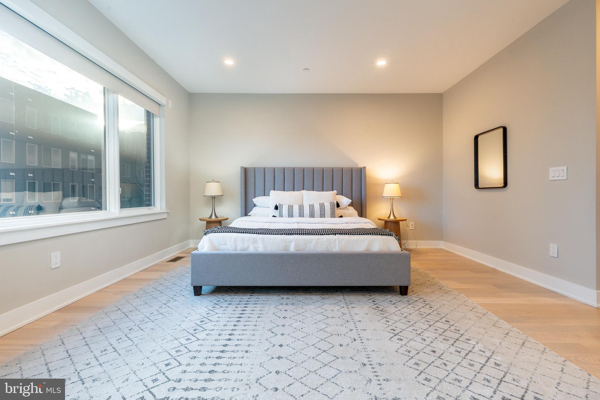 GRADUATE HOSPITAL - Residential