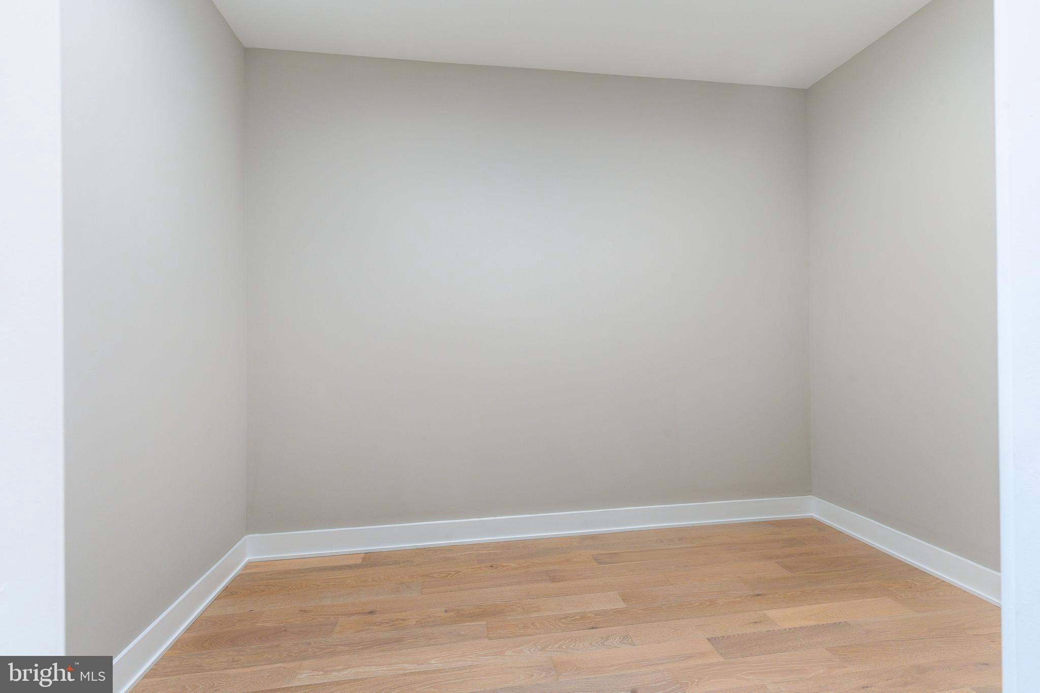 GRADUATE HOSPITAL - Residential