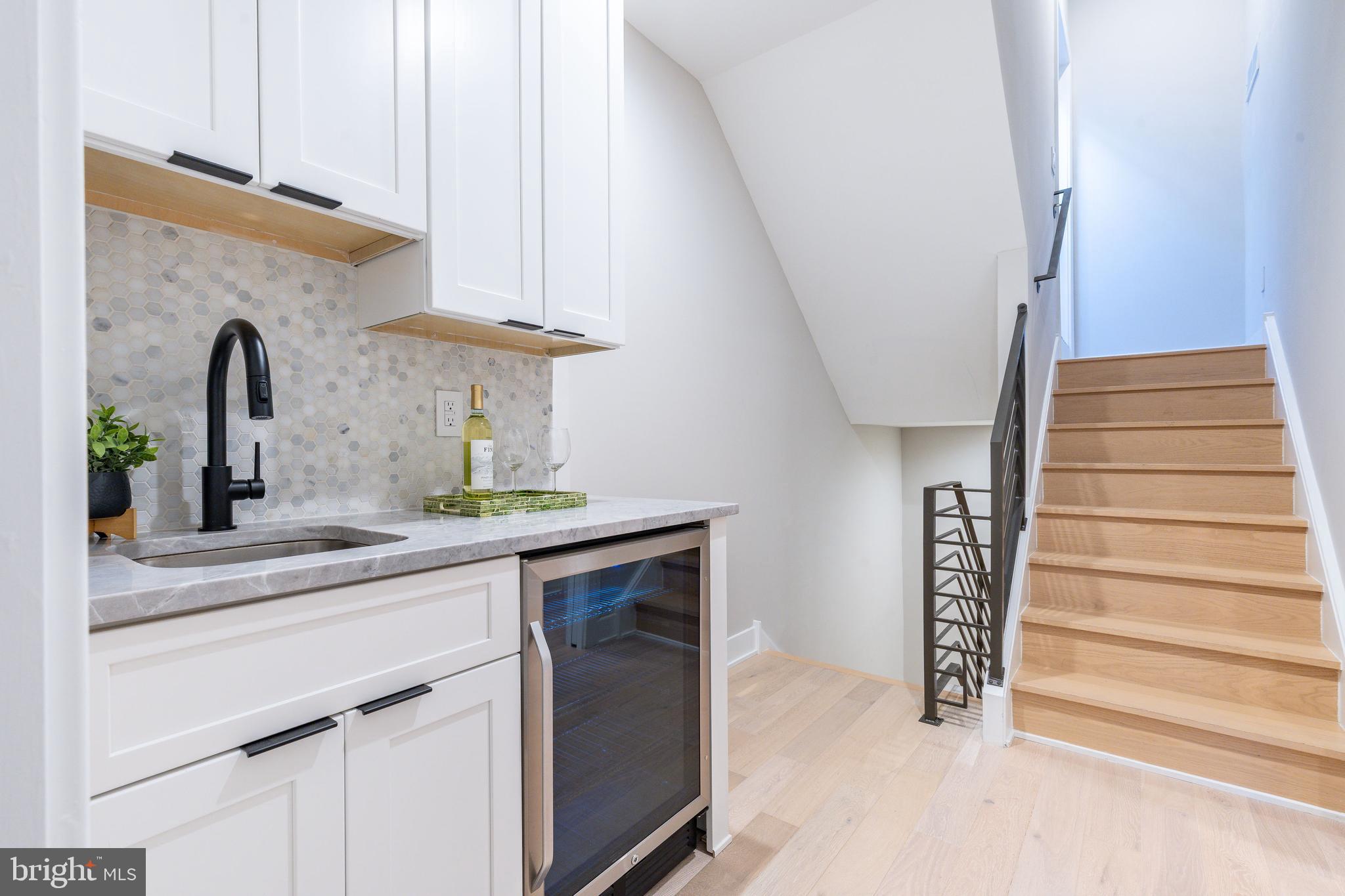 GRADUATE HOSPITAL - Residential