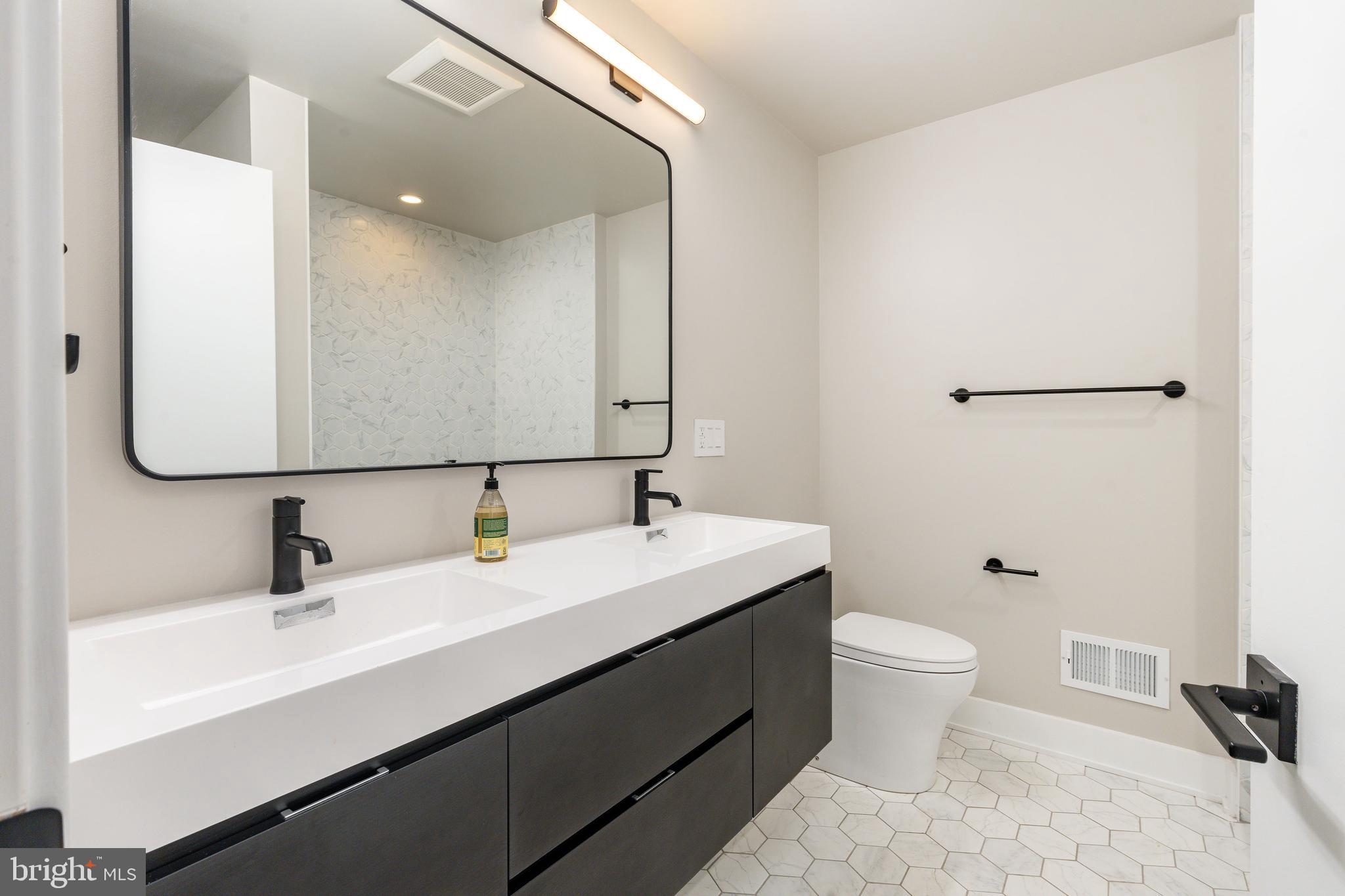 GRADUATE HOSPITAL - Residential