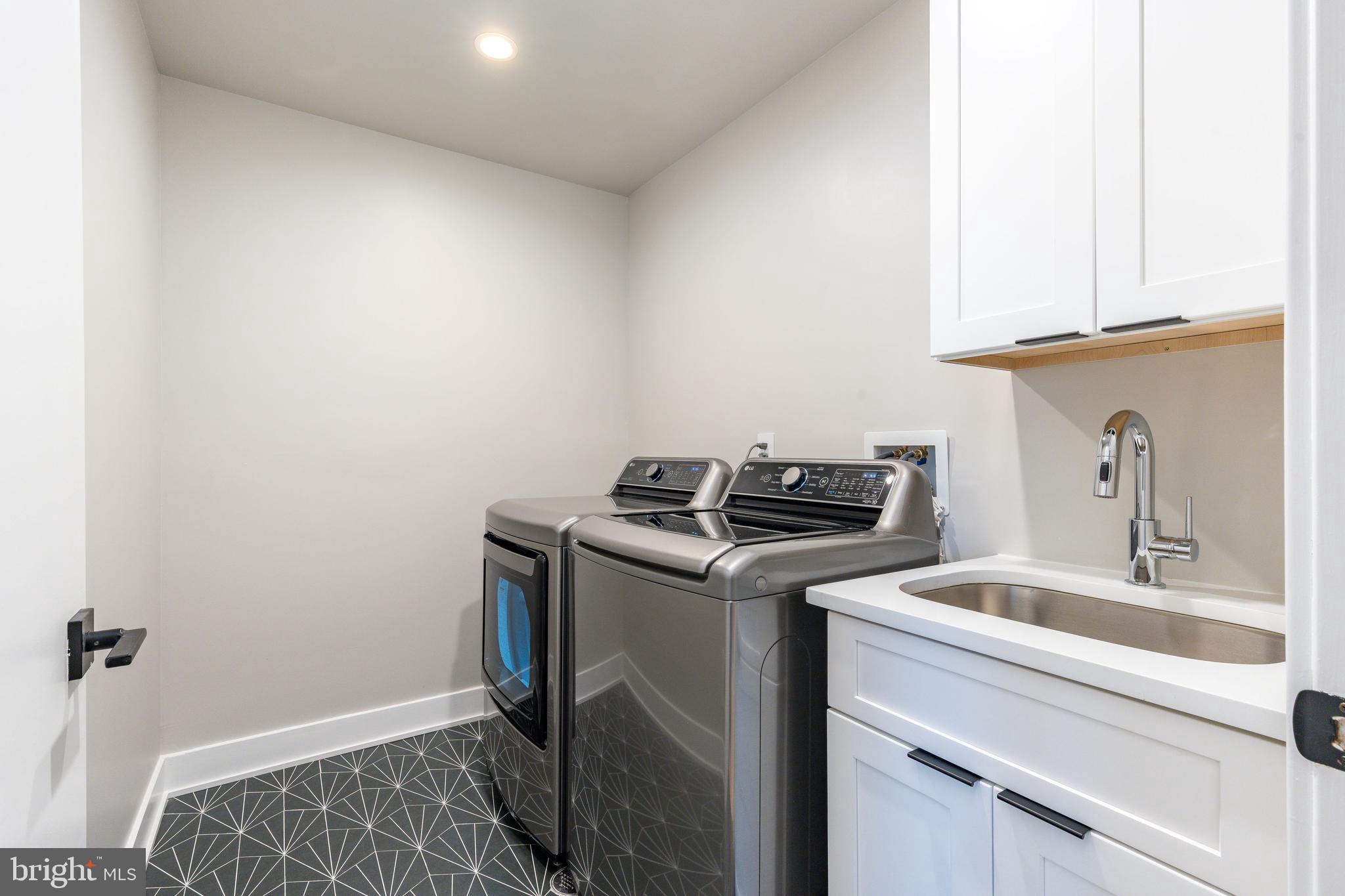 GRADUATE HOSPITAL - Residential