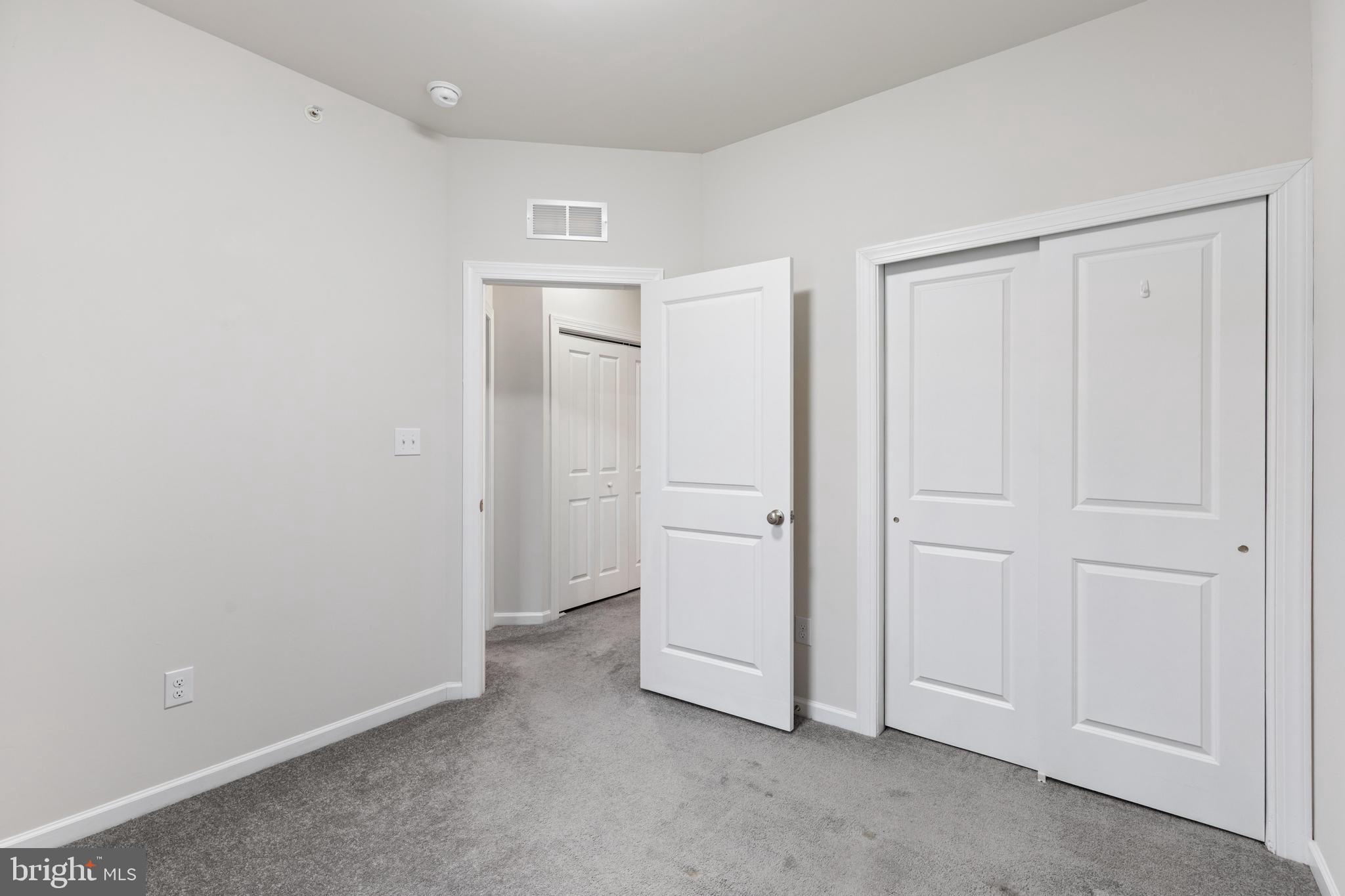 STEELPOINTE - Residential