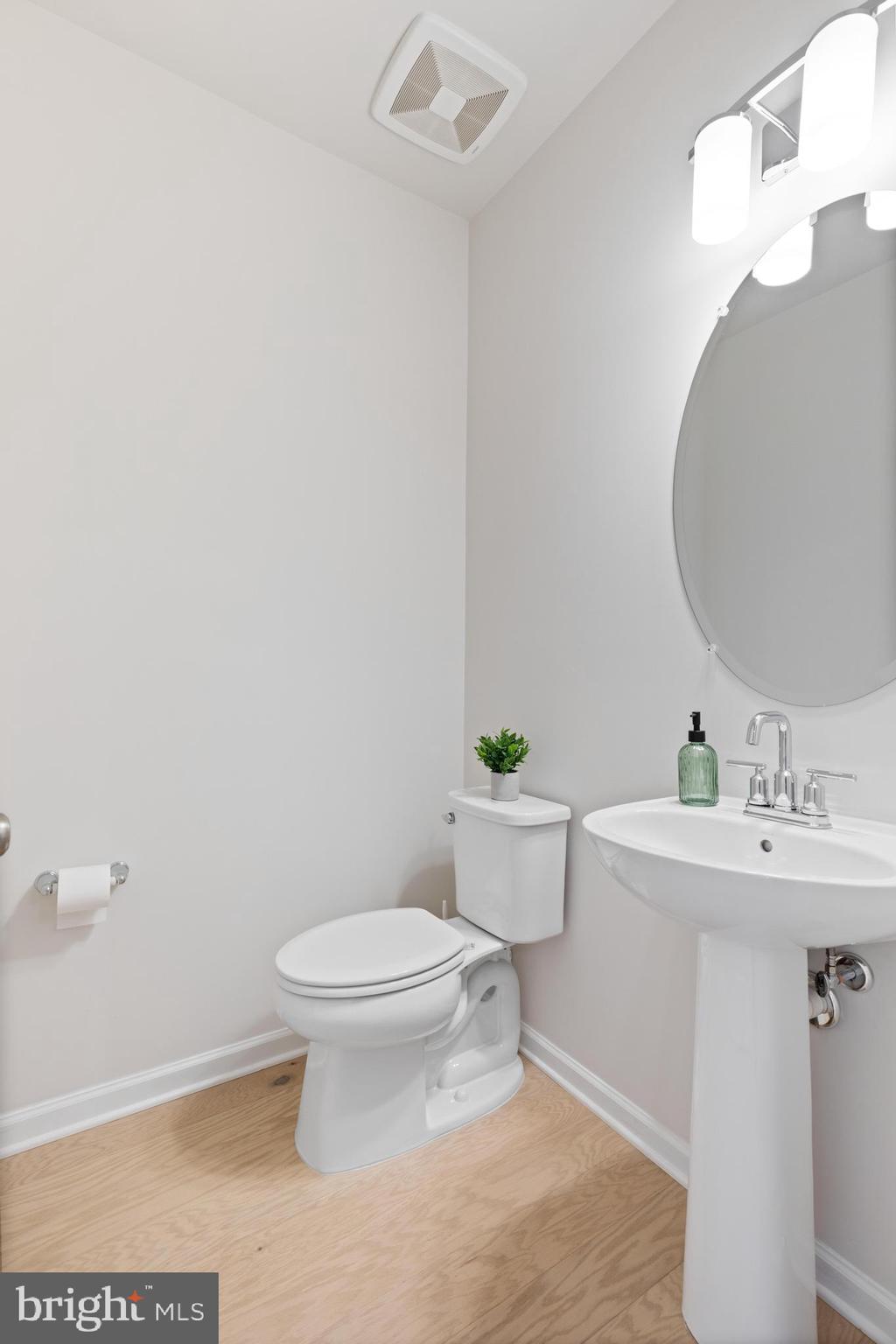 STEELPOINTE - Residential