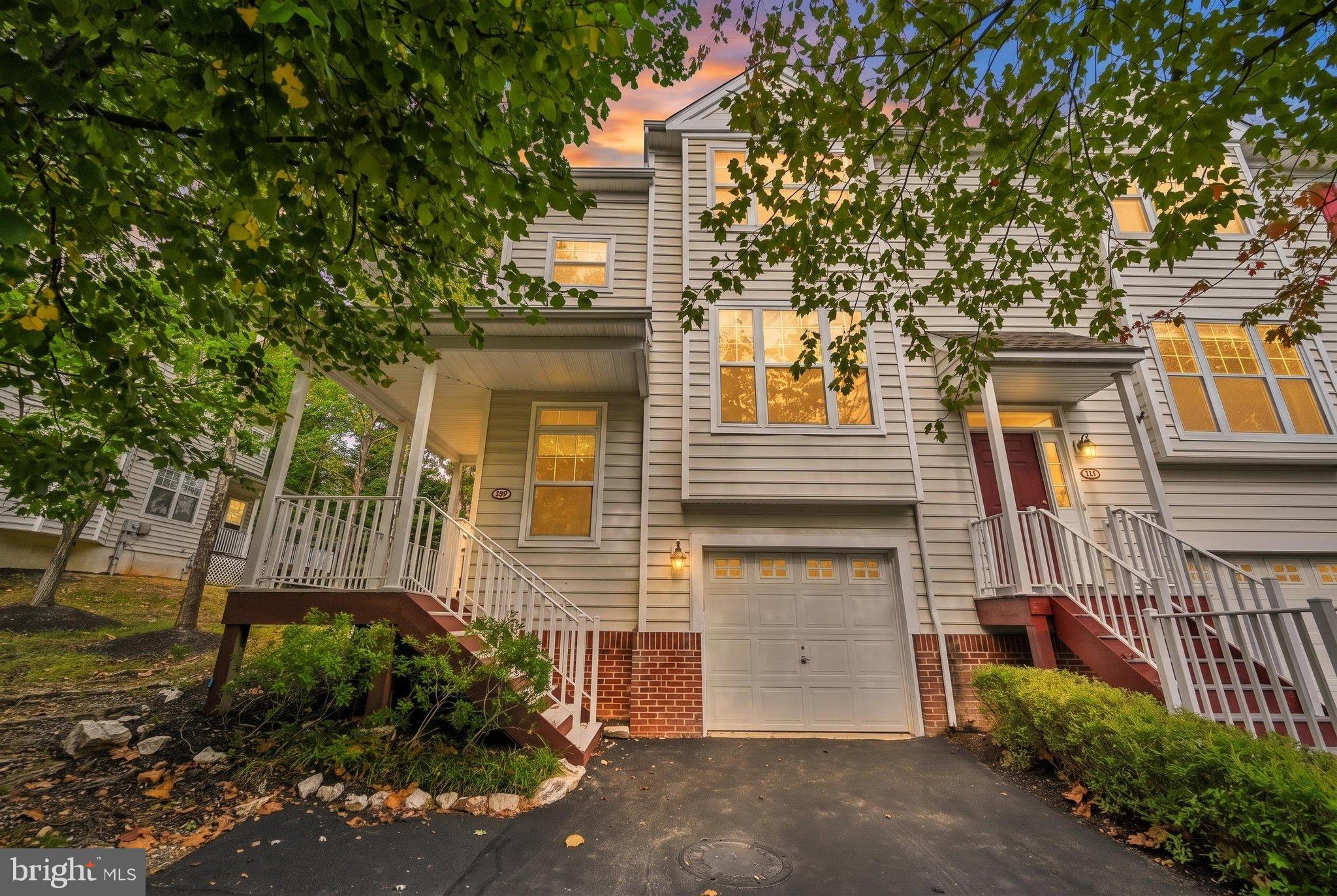 109 STRATFORD COURT